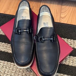 Authentic Mens Salvatore Ferragamo, 11EE dark brown leather.